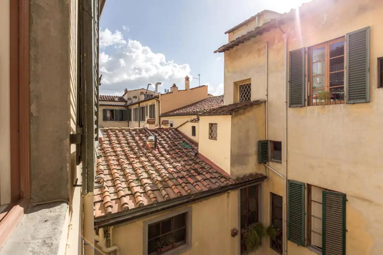 Ancient Palazzo Apartment Florenz