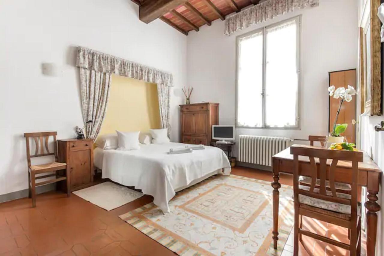 Ancient Palazzo Apartment *