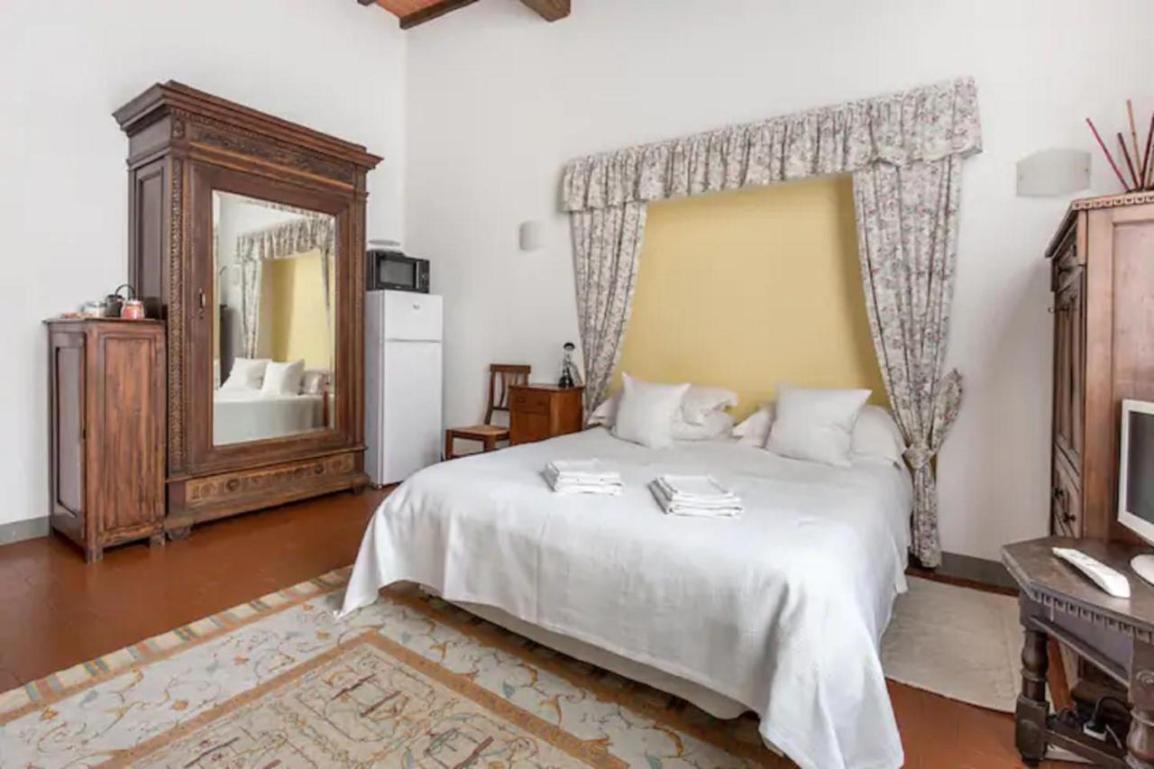 Ancient Palazzo Apartment *